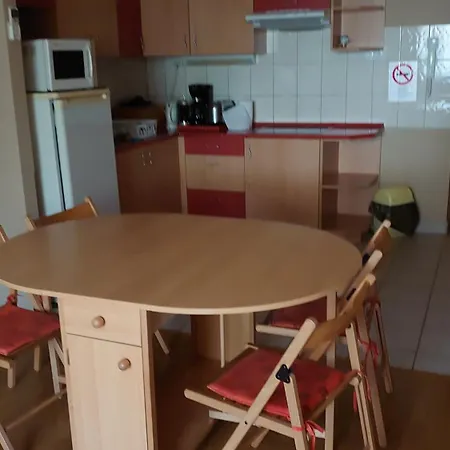 Kastely Apartman * Cserkeszolo
