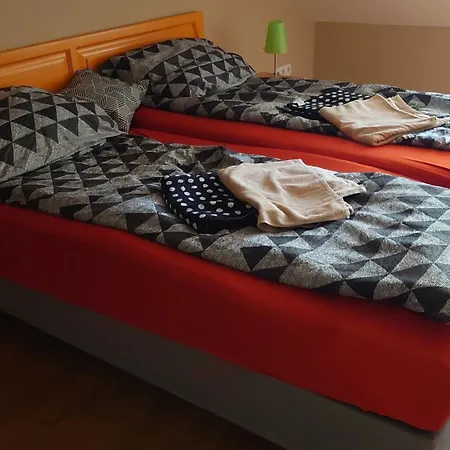 Kastely Apartman Apartment Cserkeszolo