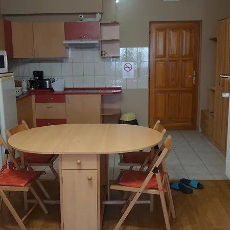 Kastely Apartman