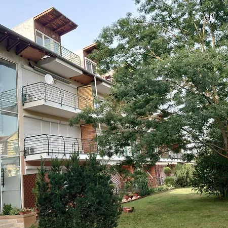 Kastely Apartman Cserkeszolo