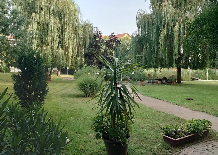 Apartment Kastely Cserkeszolo